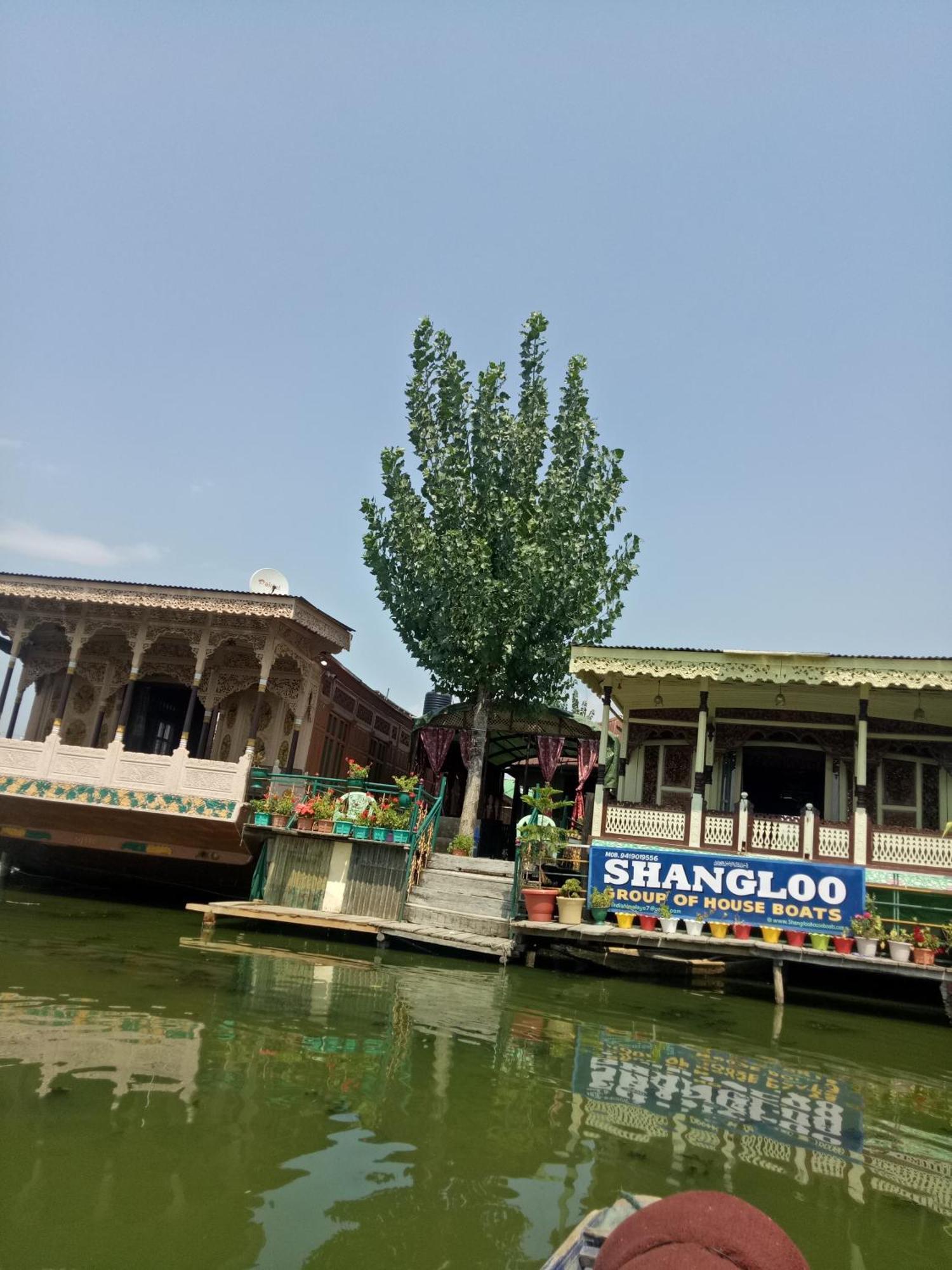 House Boat New Manora Bed and Breakfast Srīnagar Exterior foto